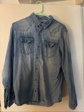 Light Blue Denim Button-Down Shirt - Casual Long Sleeve